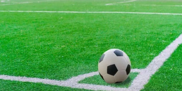 國家發改委：對新建11人制標準足球場，每個球場補助200萬是不是真的？